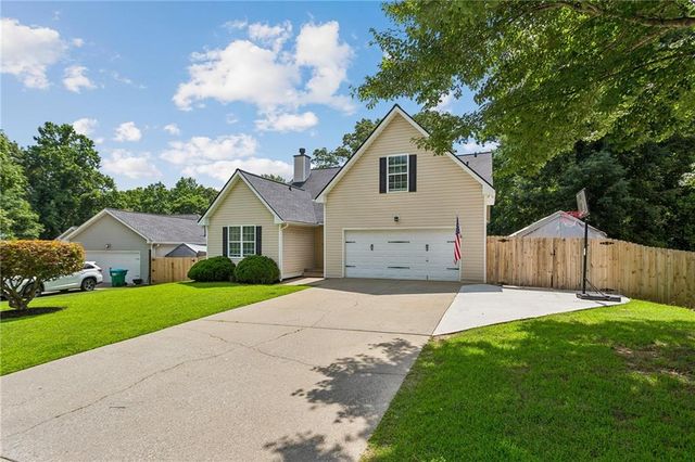 102 Legend Creek Drive, Canton, GA 30114
