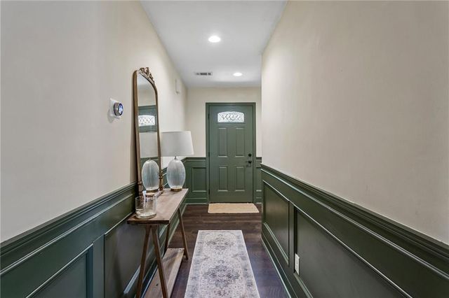 102 Legend Creek Drive, Canton, GA 30114