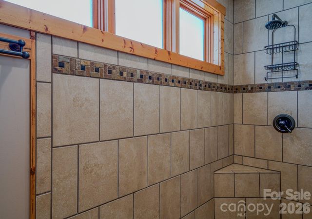 426 Cook Town Road, Bakersville, NC 28705