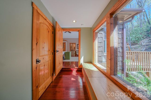 426 Cook Town Road, Bakersville, NC 28705