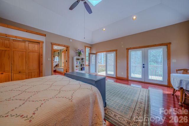 426 Cook Town Road, Bakersville, NC 28705