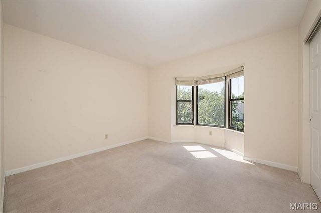 415 W Jefferson Avenue 301, Kirkwood, MO 63122