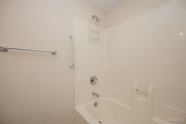 415 W Jefferson Avenue 301, Kirkwood, MO 63122