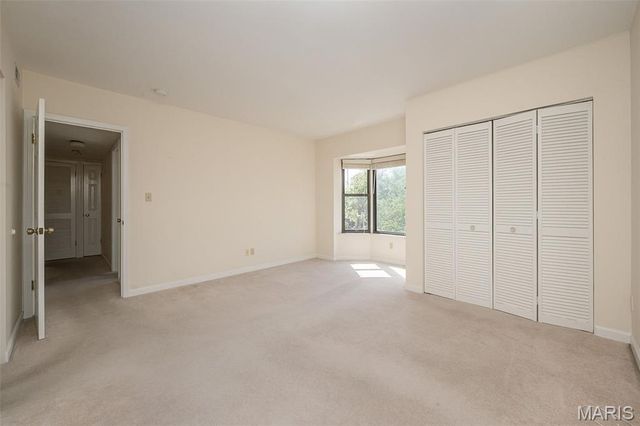 415 W Jefferson Avenue 301, Kirkwood, MO 63122