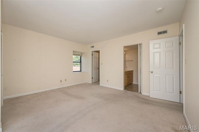 415 W Jefferson Avenue 301, Kirkwood, MO 63122