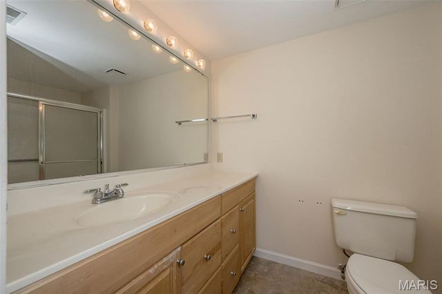 415 W Jefferson Avenue 301, Kirkwood, MO 63122