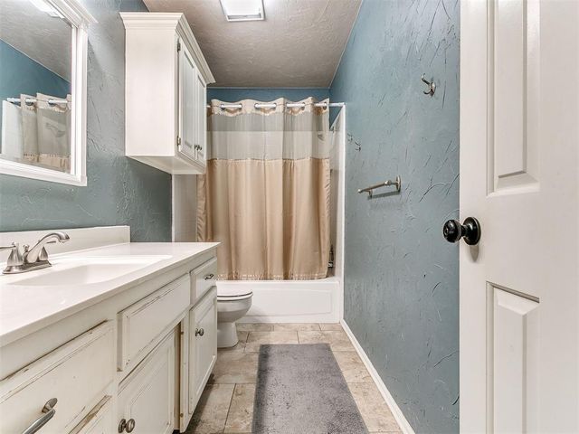 1300 Brixton Road, Edmond, OK 73034