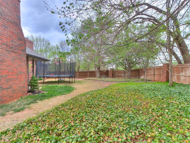 1300 Brixton Road, Edmond, OK 73034
