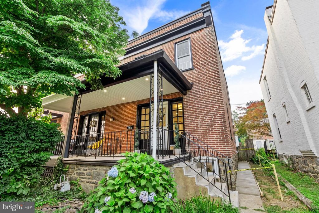 449 W BALTIMORE AVE, Media, PA 19063