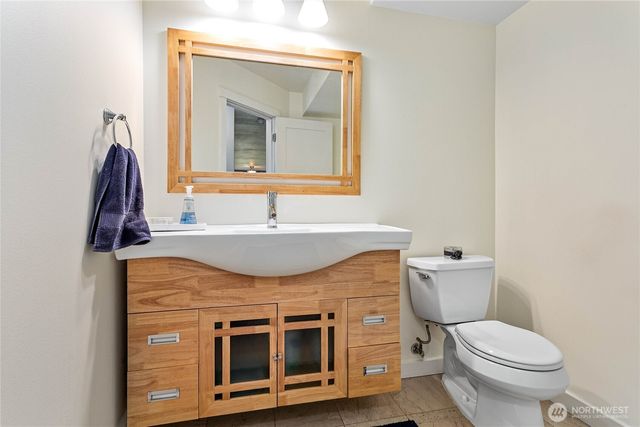 2389 W 95th Terrace, Blaine, WA 98230