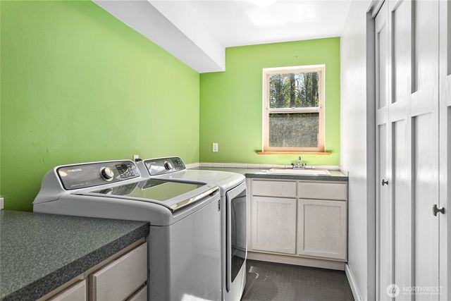 2389 W 95th Terrace, Blaine, WA 98230