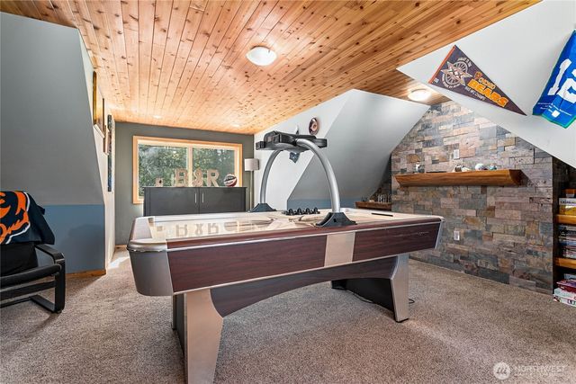 2389 W 95th Terrace, Blaine, WA 98230