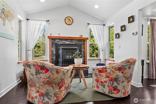 2389 W 95th Terrace, Blaine, WA 98230