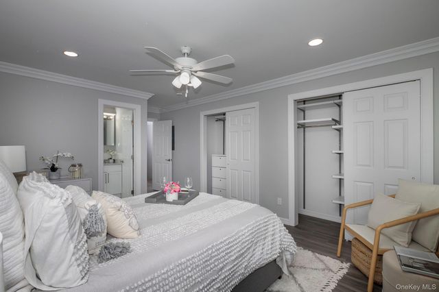 344 Cassa Loop 344, Holtsville, NY 11742