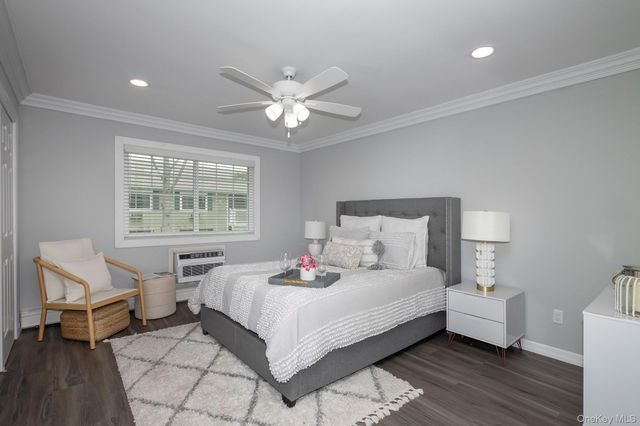 344 Cassa Loop 344, Holtsville, NY 11742