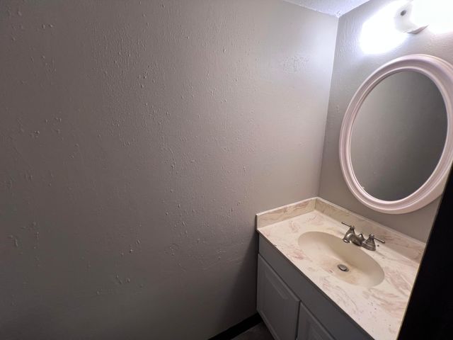 5860 Cooper Road, Westerville, OH 43081