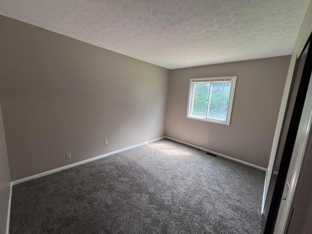 5860 Cooper Road, Westerville, OH 43081