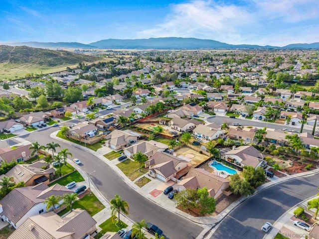 31565 Adour Way, Winchester, CA 92596