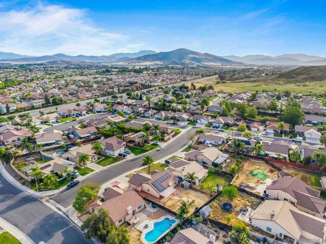 31565 Adour Way, Winchester, CA 92596