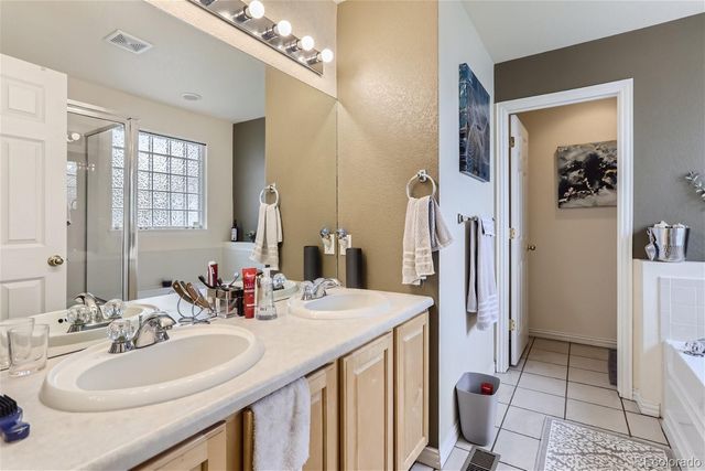 690 S Yarrow Street, Lakewood, CO 80226