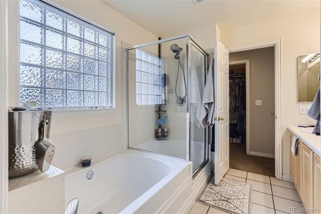 690 S Yarrow Street, Lakewood, CO 80226