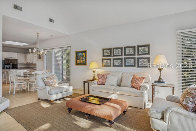 300 Seabrook Dr, Hilton Head Island, SC 29926