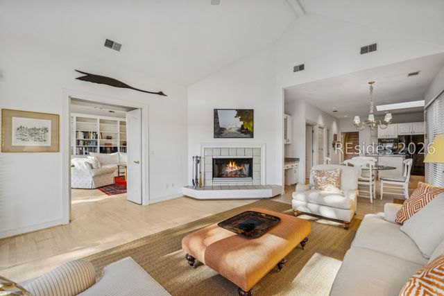 300 Seabrook Dr, Hilton Head Island, SC 29926