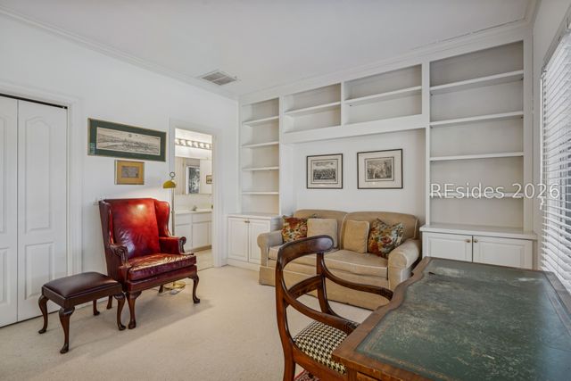 300 Seabrook Dr, Hilton Head Island, SC 29926