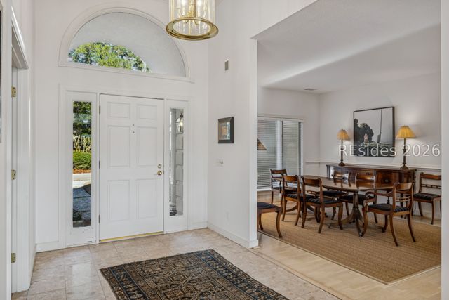 300 Seabrook Dr, Hilton Head Island, SC 29926