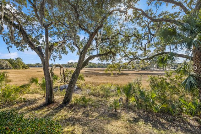 300 Seabrook Dr, Hilton Head Island, SC 29926