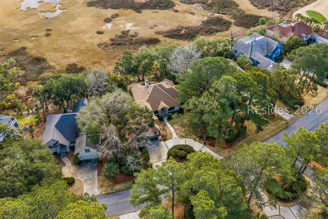 300 Seabrook Dr, Hilton Head Island, SC 29926