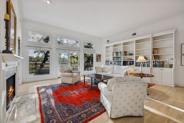 300 Seabrook Dr, Hilton Head Island, SC 29926