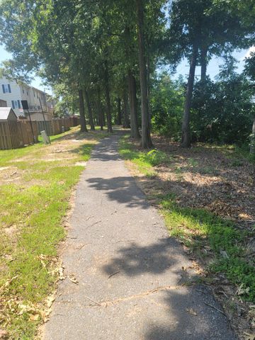1652 WILLOWWOOD CT, Hyattsville, MD 20785