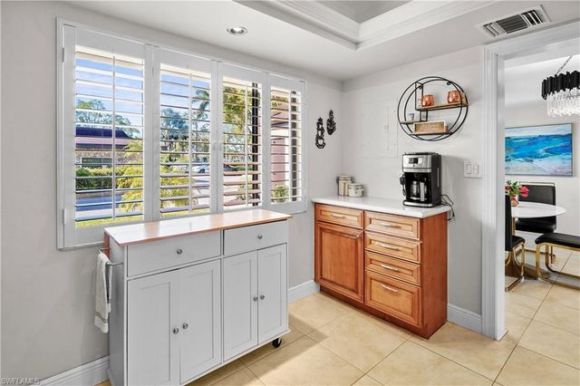 413 Augusta BLVD 105, Naples, FL 34113