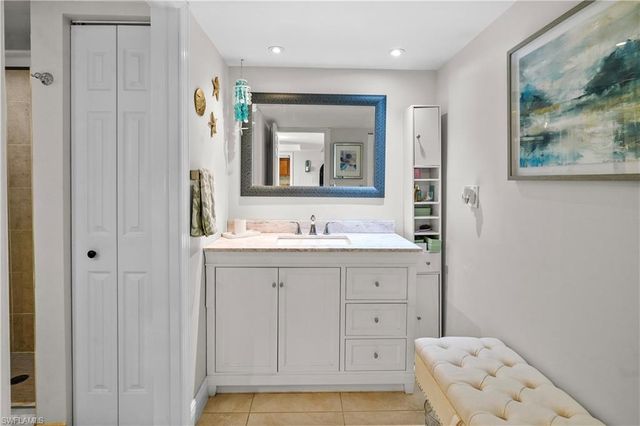 413 Augusta BLVD 105, Naples, FL 34113