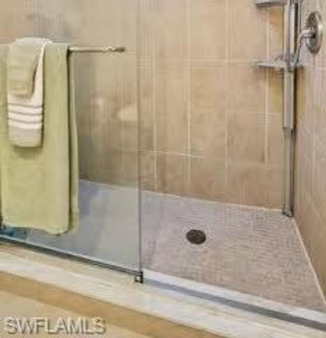 413 Augusta BLVD 105, Naples, FL 34113