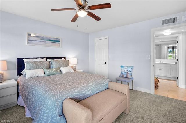 413 Augusta BLVD 105, Naples, FL 34113