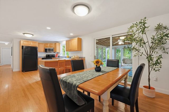405 Main St, Acton, MA 01720