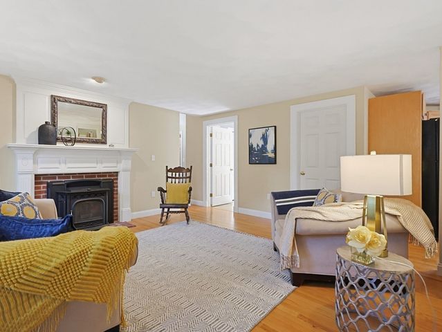 405 Main St, Acton, MA 01720