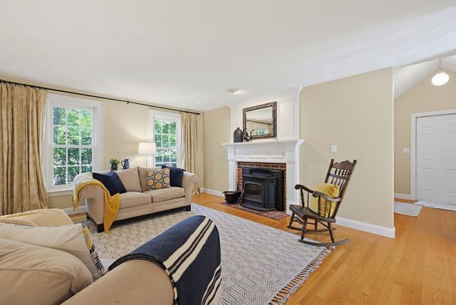 405 Main St, Acton, MA 01720