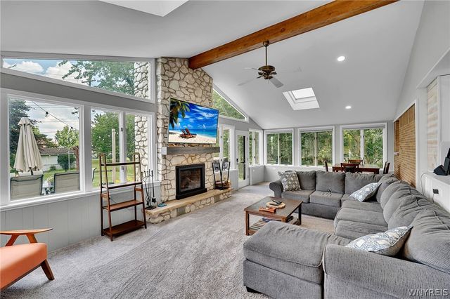 9230 Valley Stream Road, Clarence, NY 14031