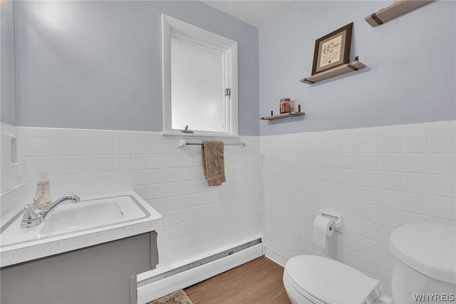 9230 Valley Stream Road, Clarence, NY 14031