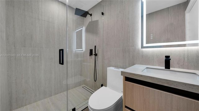 3330 SW 50th St, Hollywood, FL 33312
