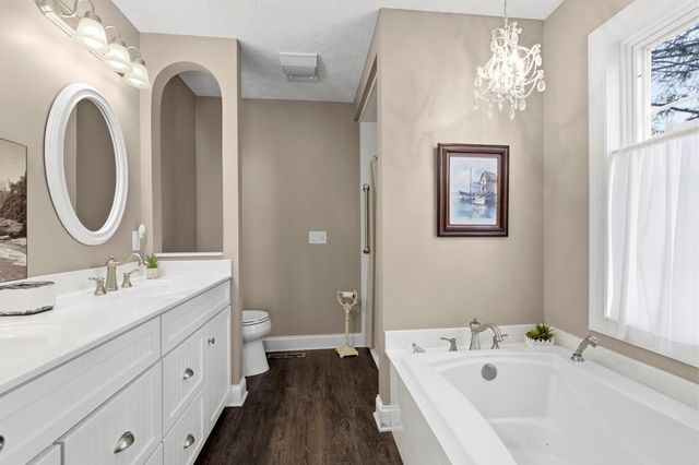 3390 Muskie Dr, Mansfield, OH 44903