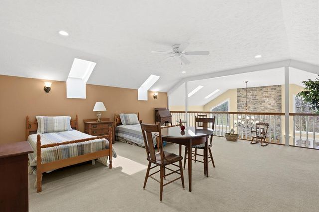 3390 Muskie Dr, Mansfield, OH 44903