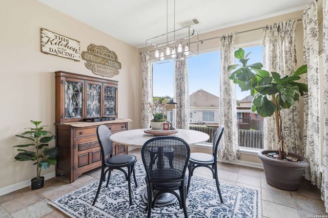 1618 Heavens Peak, San Antonio, TX 78258