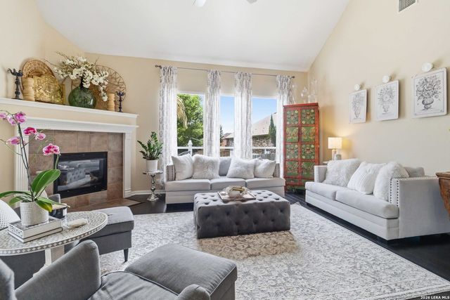 1618 Heavens Peak, San Antonio, TX 78258