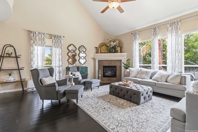 1618 Heavens Peak, San Antonio, TX 78258