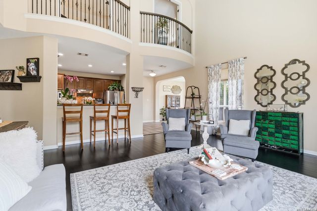 1618 Heavens Peak, San Antonio, TX 78258