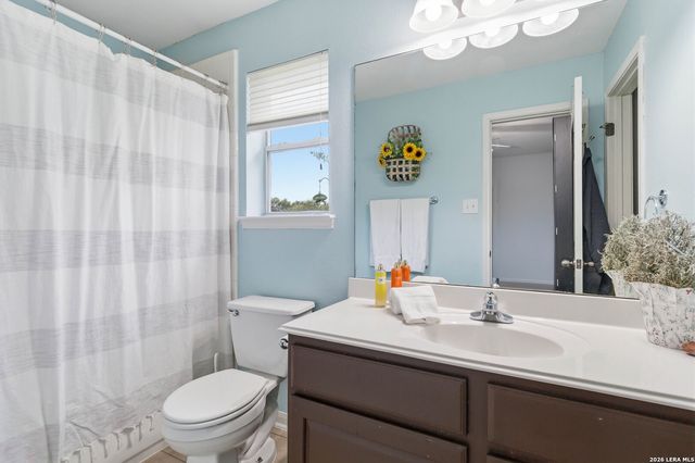 1618 Heavens Peak, San Antonio, TX 78258